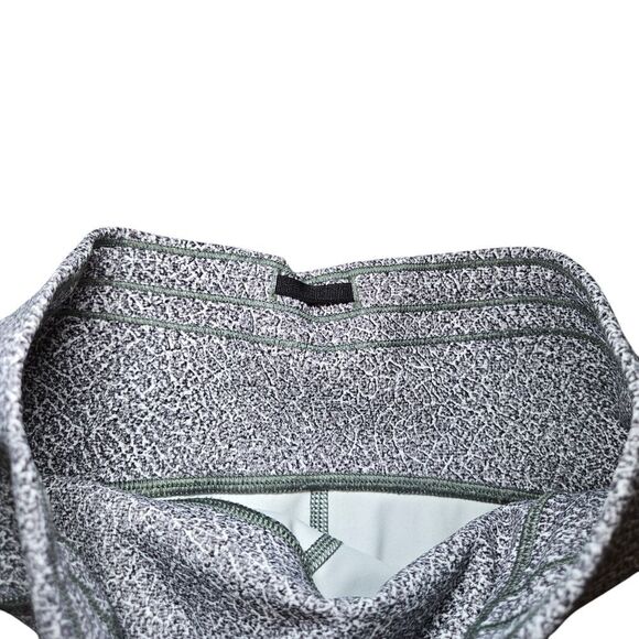 Lululemon Train Times Crop 17" - Fractal Alpine White Black - Picture 9 of 11